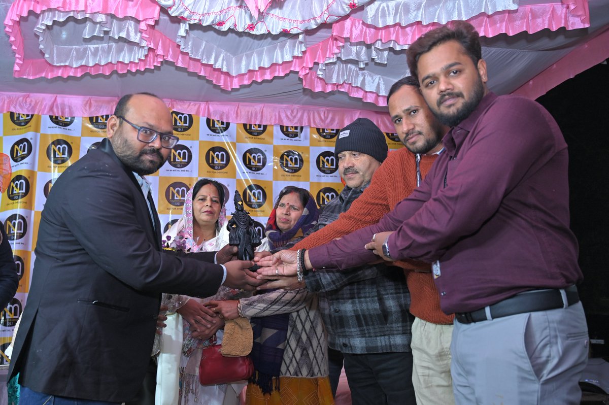 naadbramha_idli's tweet image. Freshness, taste &amp;amp; health — all served on one perfect plate! 😋      

Naadbramha Idli is now in Gwalior, Madhya Pradesh

#NaadbramhaIdli #NewOutlet #gwalior #gwaliorcity