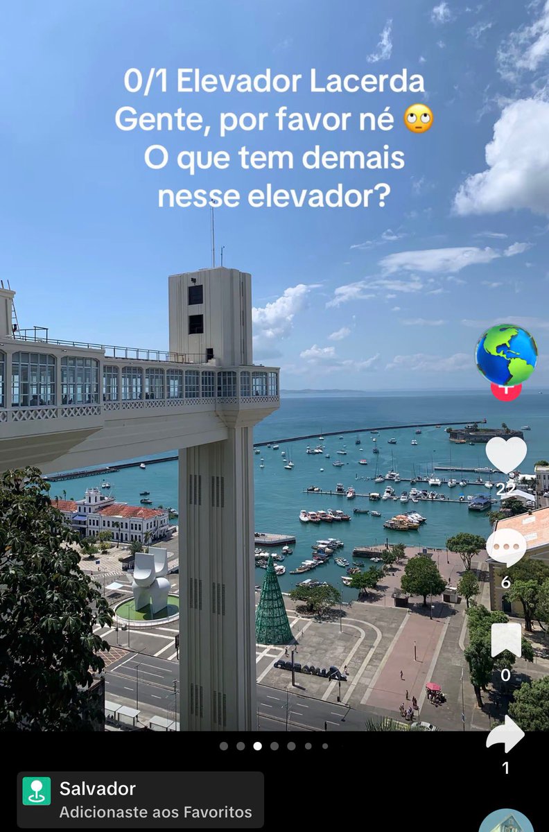 ufba_landia's tweet photo. Acho fubango turista que fala mal do Elevador Lacerda. A pessoa tá esperando que um elevador faça o que, se transforme num megazord que joga capoeira? https://t.co/HnWjiFO61O