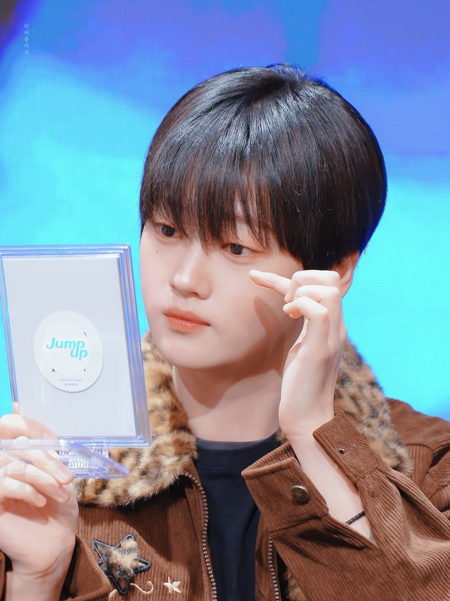 ๐น๐๐๐๐ ๐ญ๐๐๐๐๐ tweet media