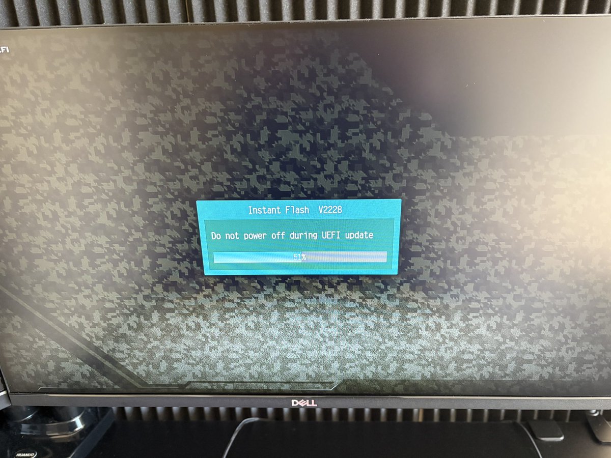 ドキドキBIOS更新中…