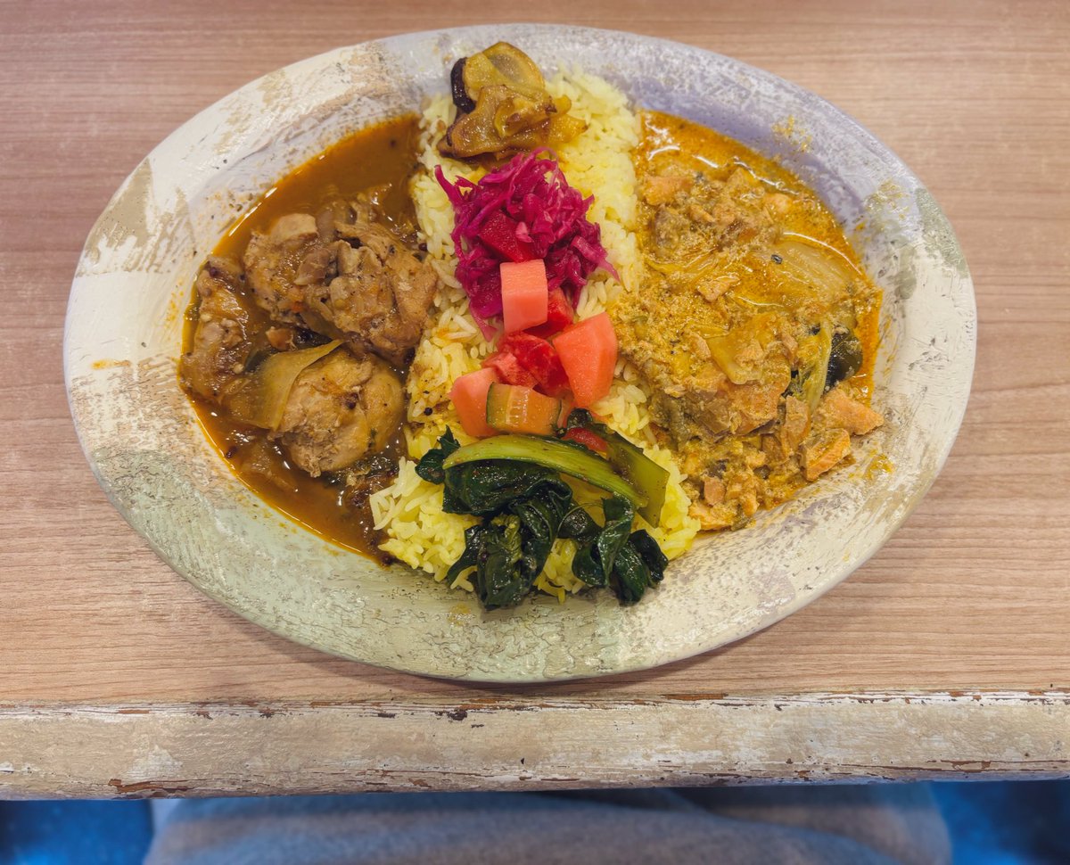 今日も身体動かしに♪( ˊᵕˋ*و(و
細胞が酸欠😵って言ってた
嘘みたいだけどホントです
帰ったら残り物片付けようと思ってたけど、疲れたので元気になりたくて🍛