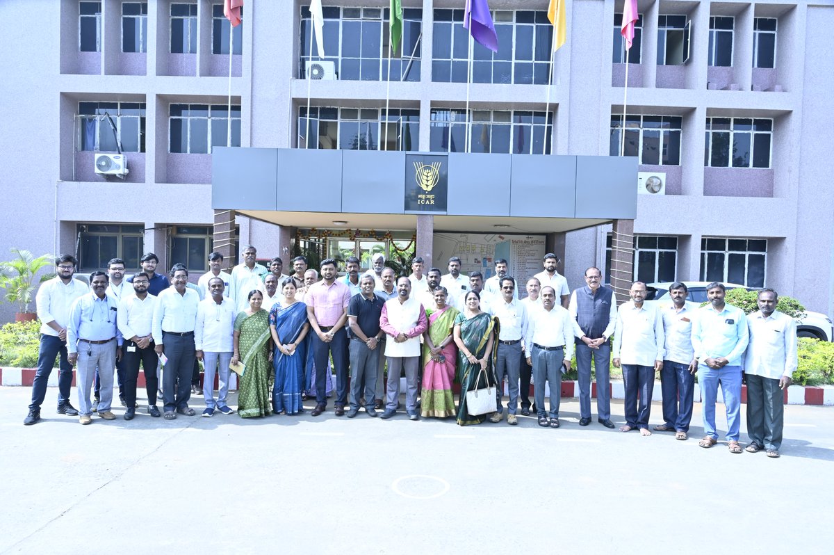 ICARNIRCA's tweet photo. ICAR–NIRCA partnered with CII Foundation and leading spice company M/s Orkla India Ltd. to jointly organize a three-day Capacity Building Programme on “Chilli FPO Governance, Post-Harvest Management and Export Market Linkages” from 7–9 January 2026. https://t.co/Z6LTi1XXjW
