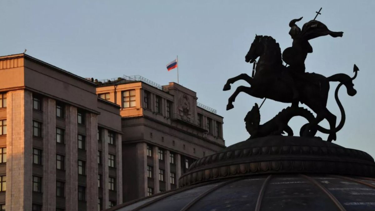 В Госдуму вносят закон об обязательной индексации зарплат

Депутаты Госдумы предложили обязательно проводить индексацию заработных плат не реже одного раза в год на уровне не ниже официальной инфляции. Межфракционный законопроект о вн...
severpost.ru/read/201323
#новости #Мурманск