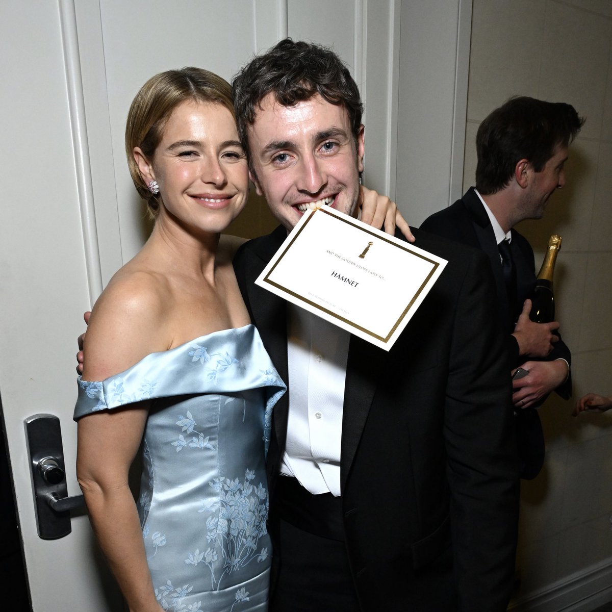 mescalarchive's tweet photo. Congratulations to them 🥹

Paul Mescal and Jessie Buckley at the Golden Globes! https://t.co/9MxwgAGa2O
