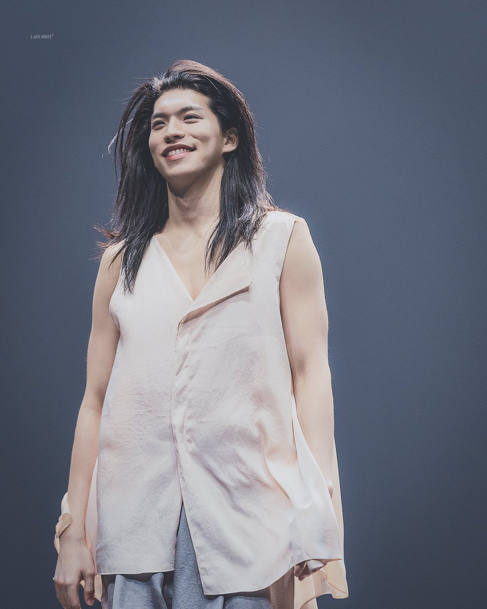 LSTSHTx's tweet image. 260111 휴먼스탕스 &amp;lt;이윽고&amp;gt; 16:00

#김시원