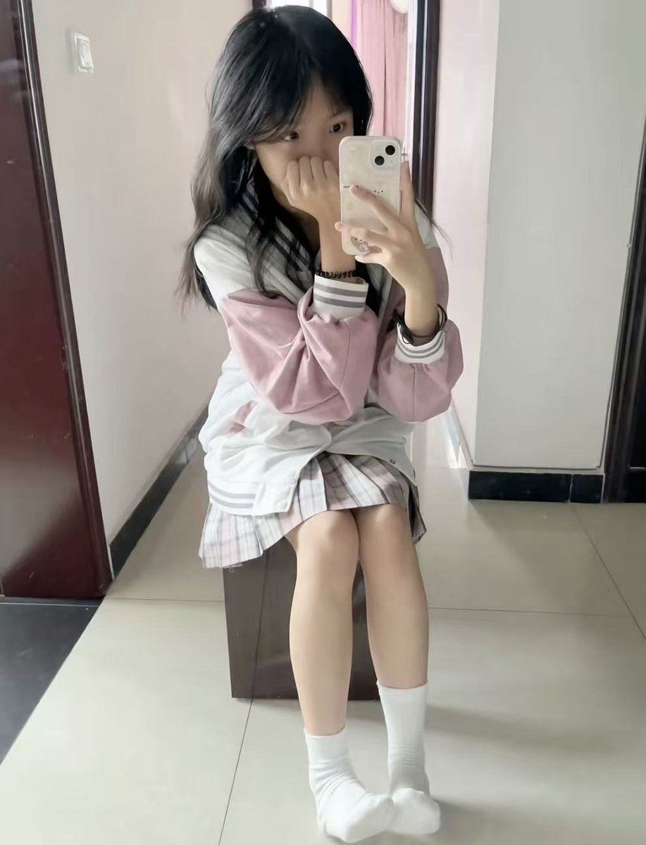 PressureReality's tweet image. 香香的！
#女高