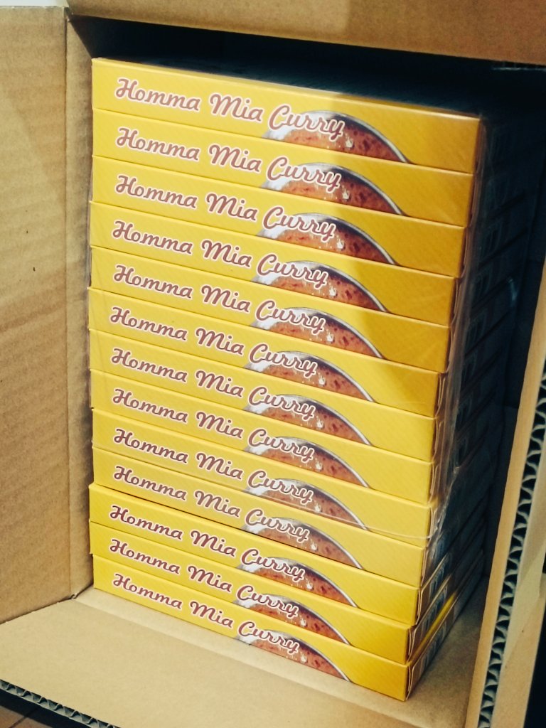 Nukoevolution's tweet image. 今日はあると嬉しい楽しみなホンマミーアカレー✨
大盛り2人前です！

#ドキハキ