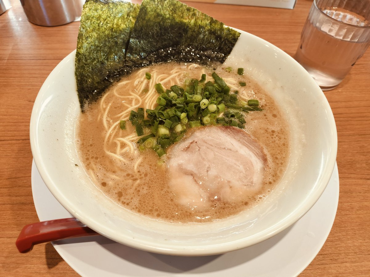 ルイゾナ tweet media