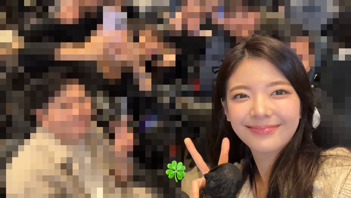 clo_ver7's tweet photo. 🤳🏻 https://t.co/VJvapUYH2O