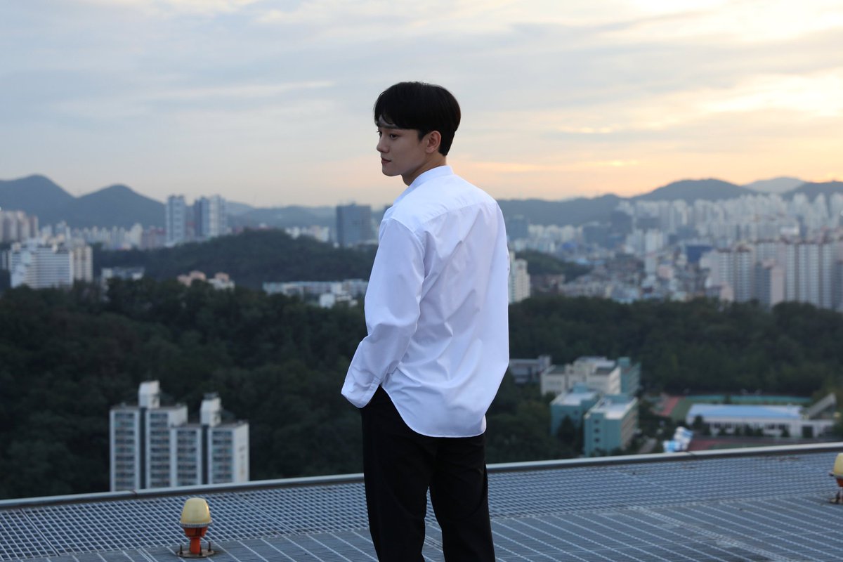 exoticostw's tweet image. COOPER ‘우리 어떻게 할까요 (Shall we?)’ MV Behind Photos 🎬📸 

#첸 #COOPER #믿고듣는첸 #엑소 #RPEXO #WeAreOneRP #사랑하는그대에게 #Dear_my_dear