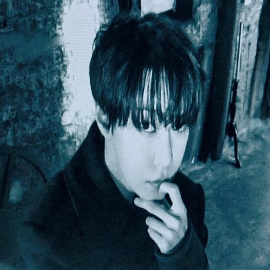 httpsDOYOUNGcom's tweet image. 화보에 이렇게 애교둥이 사진 들어가도 되나욤 💧💧