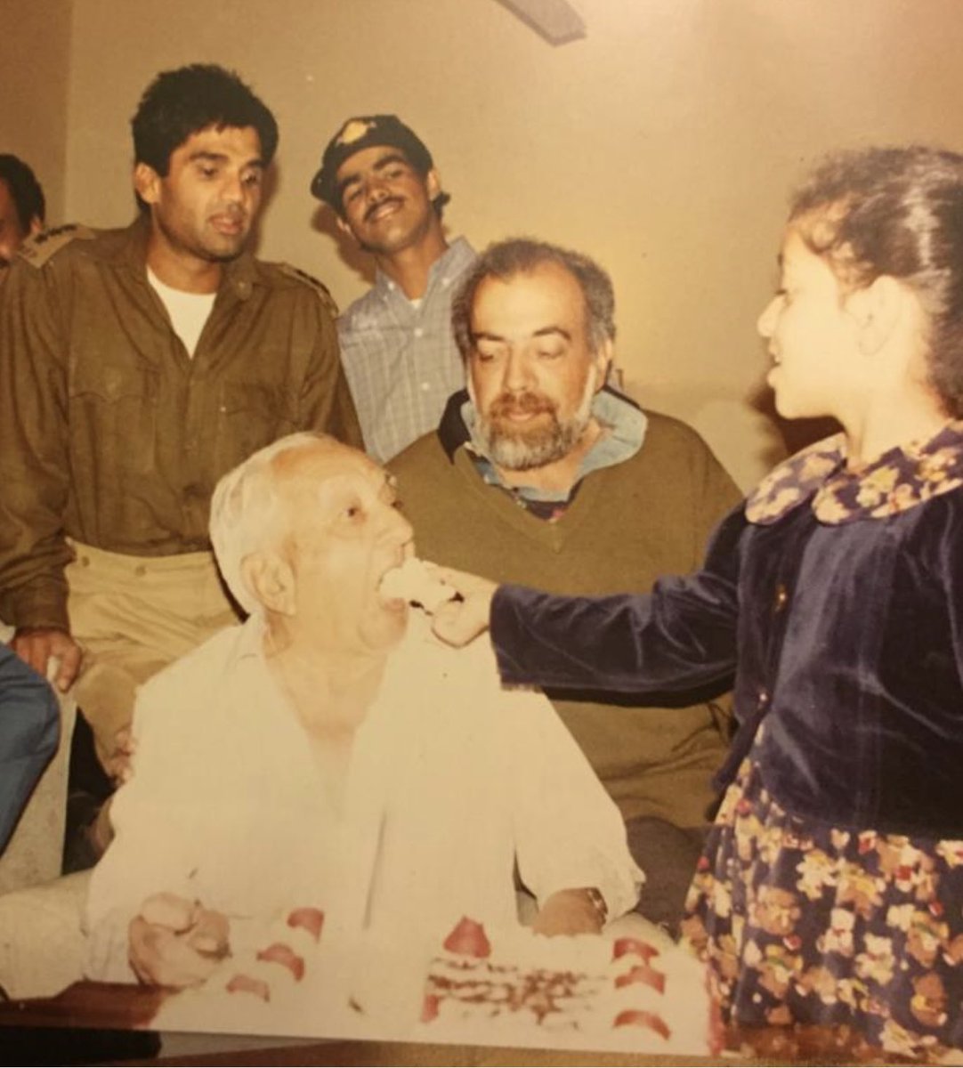 As #jaatehuelamhon launches today… sharing my memories from the shooting of the song 30 years ago. #border2 <a href="/SunielVShetty/">Suniel Shetty</a>