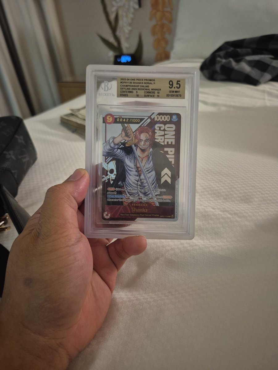 Atruh_Collectibles tweet media