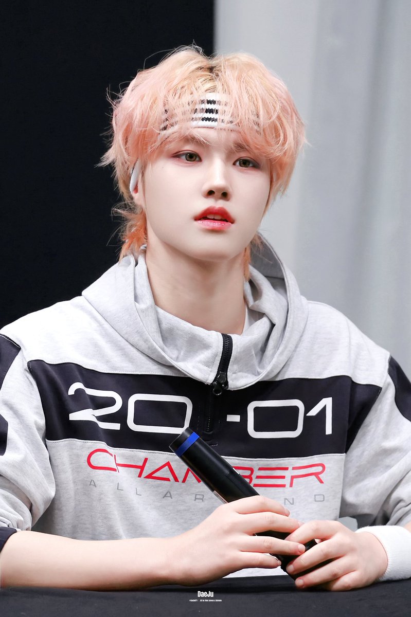 Daeju071's tweet image. 260111

#AHOF #아홉 
#박주원 #JUWON