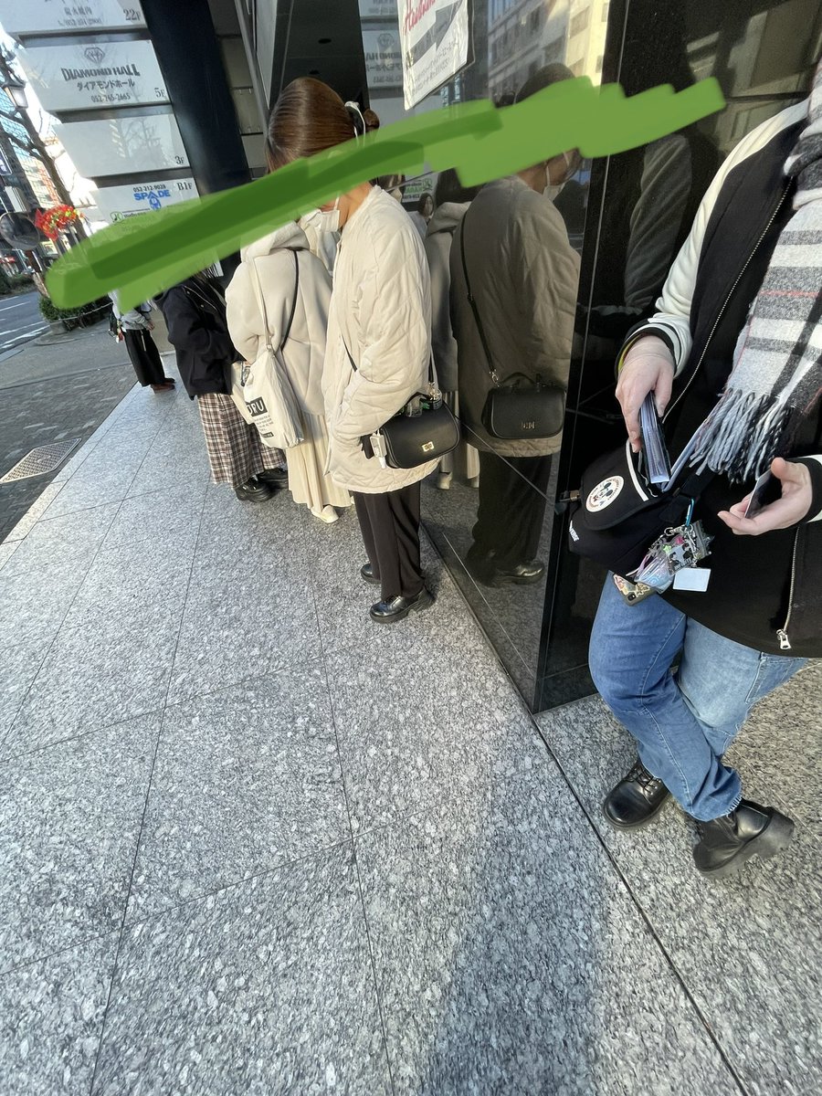 はる tweet media