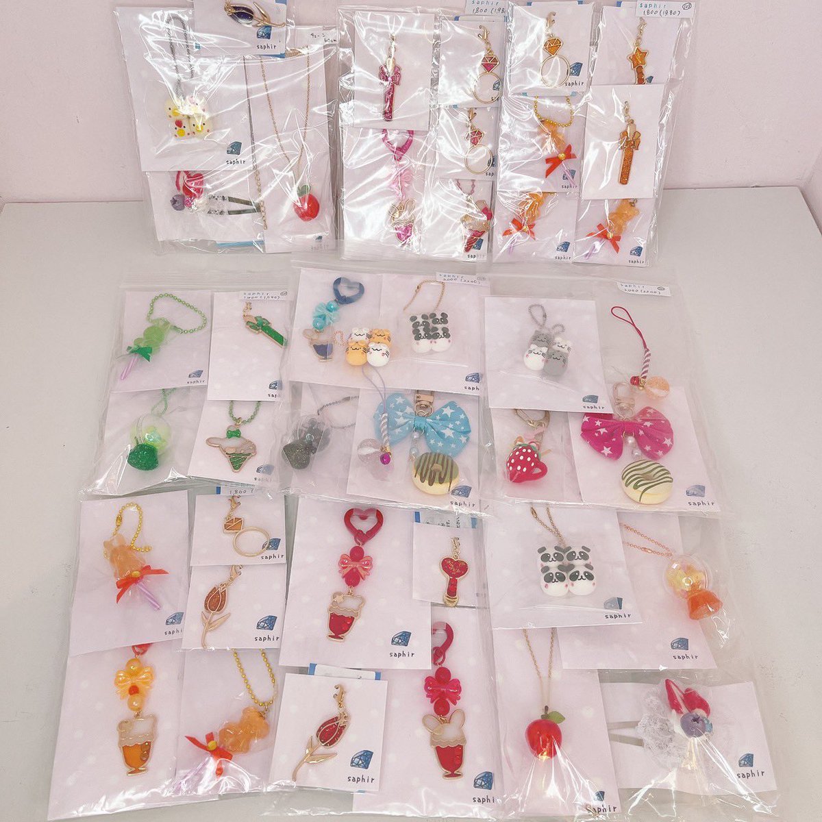 Kawaii☆Stars SHOP💕
✨🎍新春大集合スペシャル🌅✨

1/12
ただ今の店舗状況①です💝

saphirさま
〈<a href="/saphir_0906/">saphir</a> 〉

通販対応は本日18:00より開始❣️

ご希望の作品に⭕️をつけて 
18:00以降にDMまでお問い合わせください♡