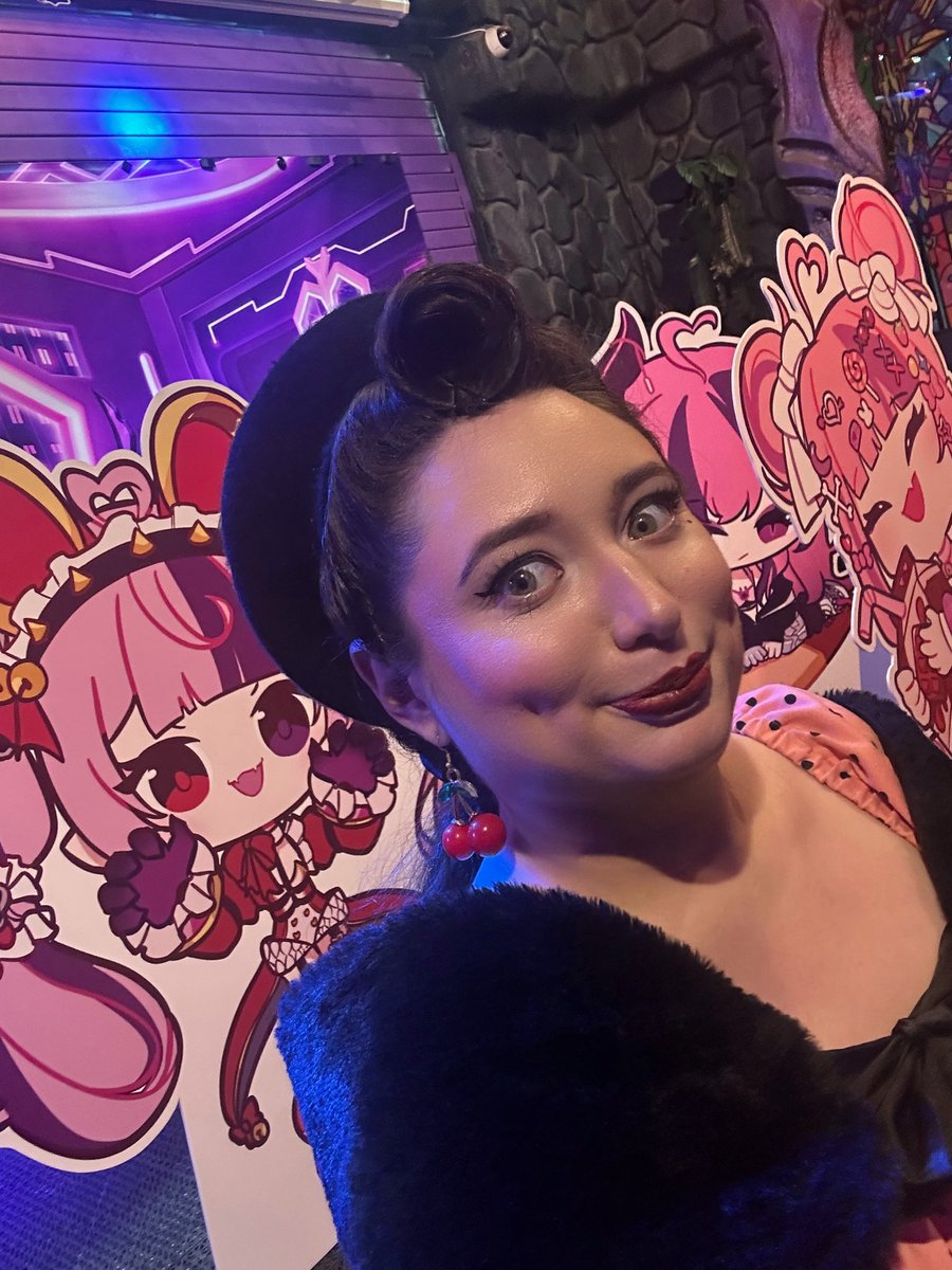 MissLalaVT's tweet photo. Happy Birthday Mouse!! 🥳

Her collab with Requiem Cafe is so cute, make sure to check it out if you’re in SoCal!! 💕 https://t.co/4RJQ0BT96e