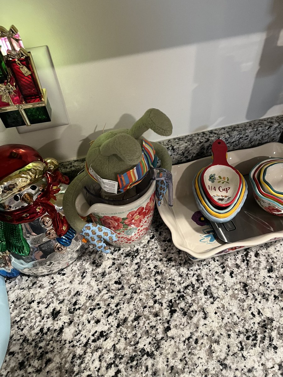 ✦ Starry 🦋🌠 ⟡ VHollow 🐦‍⬛🖤 tweet media