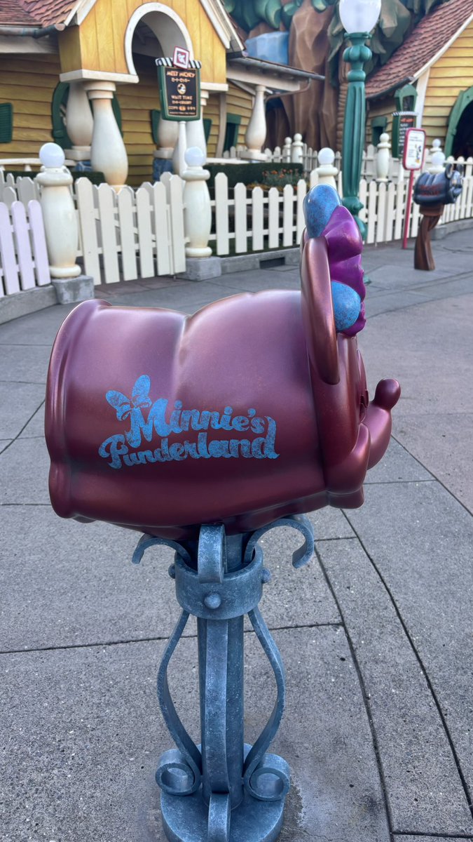 haruccho25's tweet photo. ポストがミニパル仕様に🎀🩵

#TDR_now https://t.co/q2mQoExASr