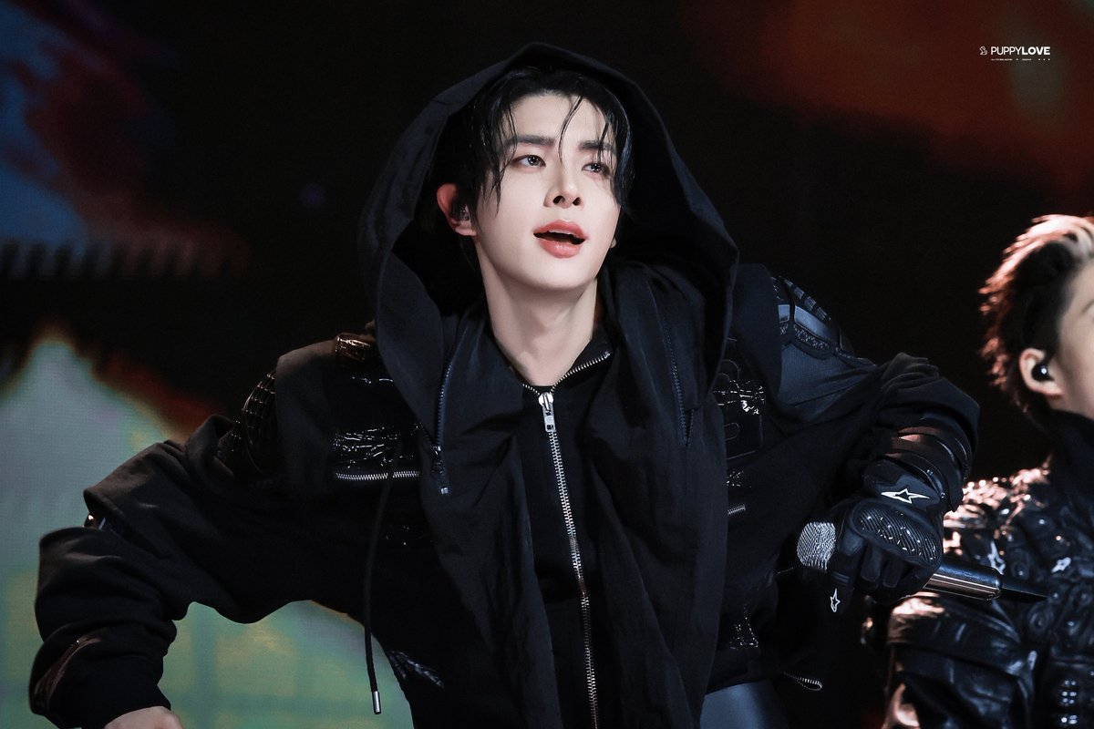 puppylove1115's tweet image. 260110 GDA

#제이크 #JAKE #ジェイク 
#심재윤 #SIMJAEYUN #沈载伦 
#엔하이픈 #ENHYPEN