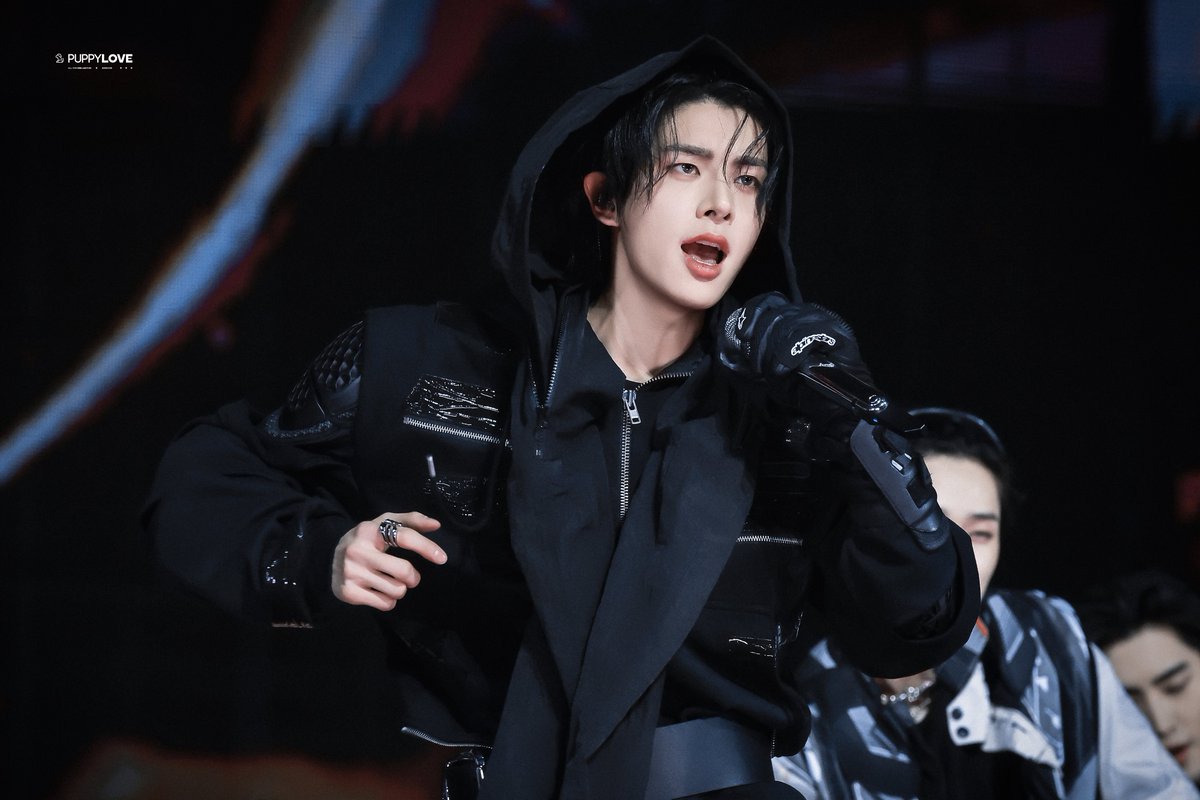 puppylove1115's tweet image. 260110 GDA

#제이크 #JAKE #ジェイク 
#심재윤 #SIMJAEYUN #沈载伦 
#엔하이픈 #ENHYPEN