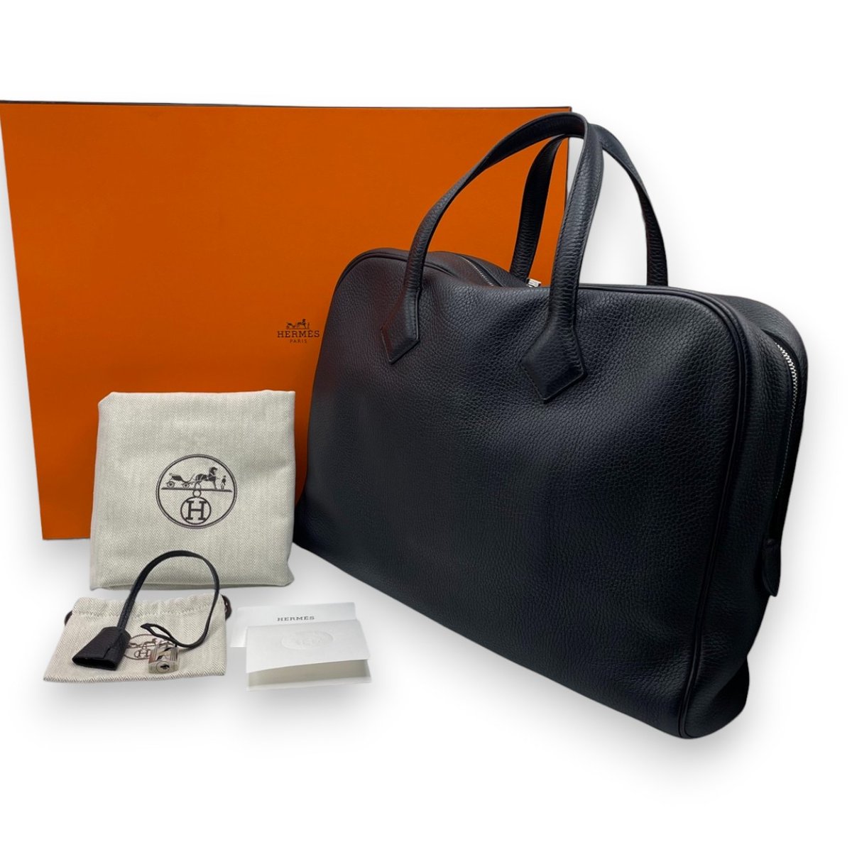 【極美品】エルメス ヴィクトリア40Ⅱ T刻印 2015年 トリヨンクレマンス 極美品】エルメス ヴィクトリア40Ⅱ T刻印 2015年 トリヨンクレマンス