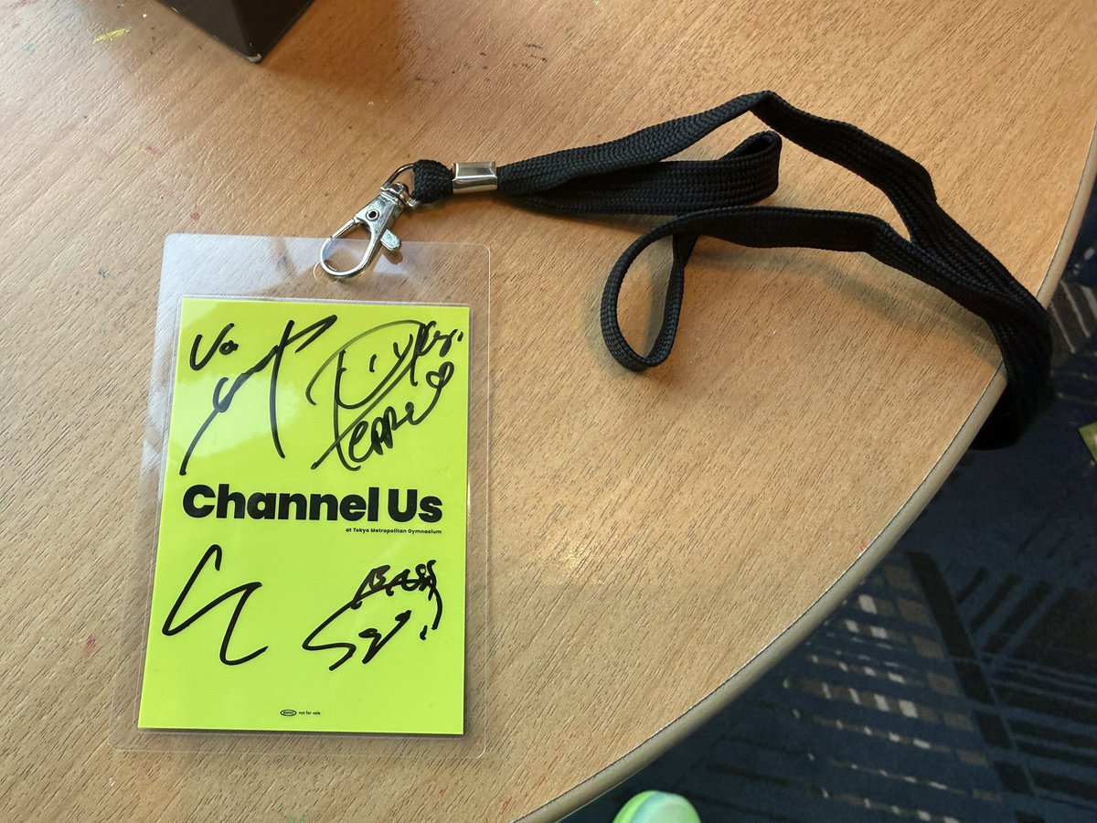 サイン入り 頂きました🙇 #緑黄色社会