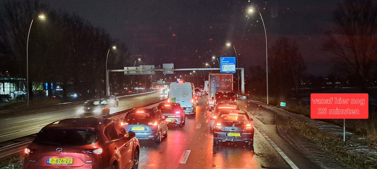 tonnieontour's tweet image. ⏳️|  Veel vertraging op de #n261 tussen Waalwijk en Tilburg, denk dat niet iedereen naar de @Efteling gaat...

#file #wachttijd