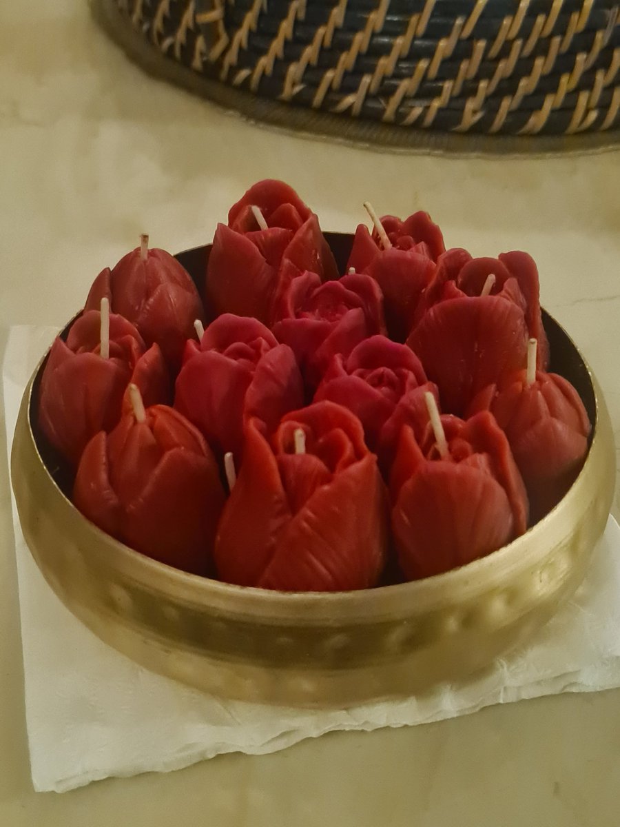 ShradhaHandmade's tweet photo. How is this candle?
#soywax #candlelovers #HandmadeWithLove #handmadecandles #shradhahandmade https://t.co/KCYfKGJw19