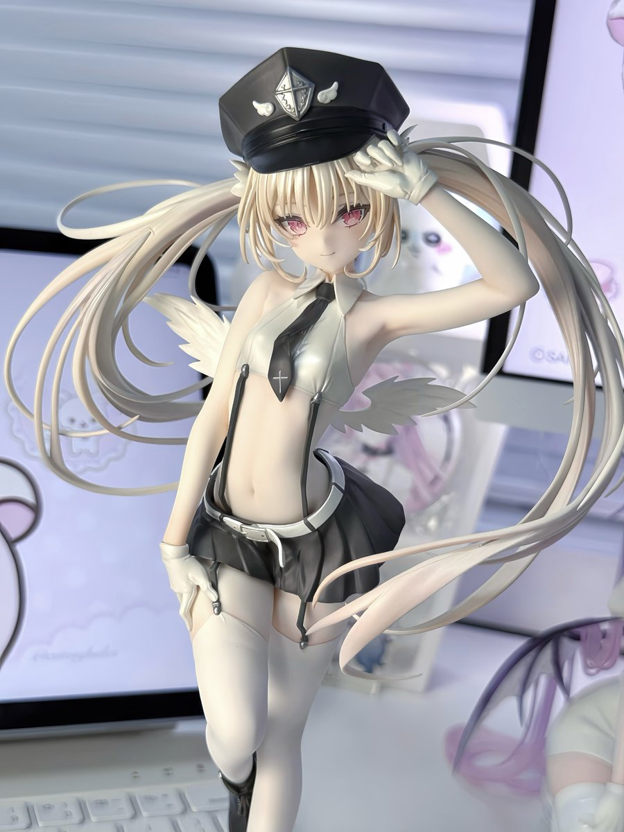 Angel Police Elle🤍🪽