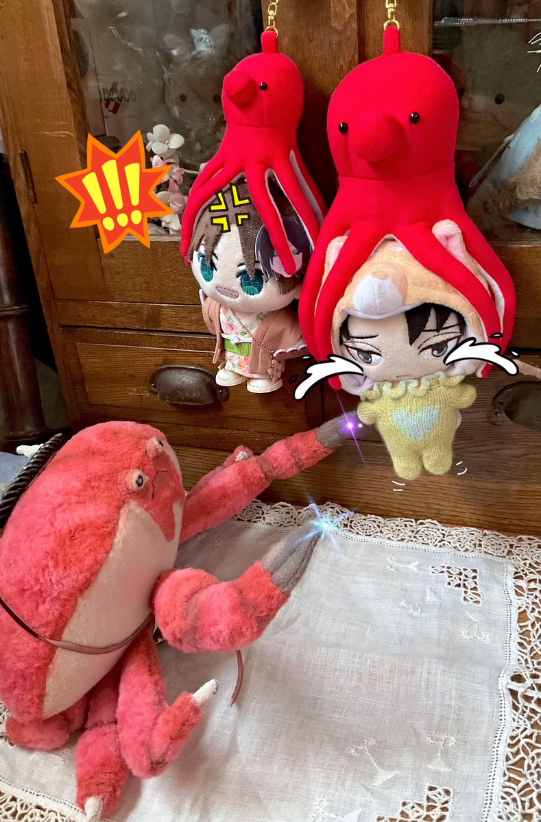 カニに威嚇されるタコ

お祭りエレンくんは立ち向かう気マンマン