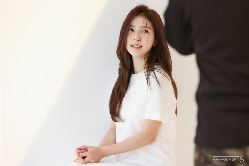 socun89_'s tweet photo. 새 프로필 비하인드 컷
Behind the cut for new profile 🤍 *2
#KimSoEun #김소은 #金素恩 #ManagementS #매니지먼트에스 #매니지먼트S https://t.co/zrC6qY74rY