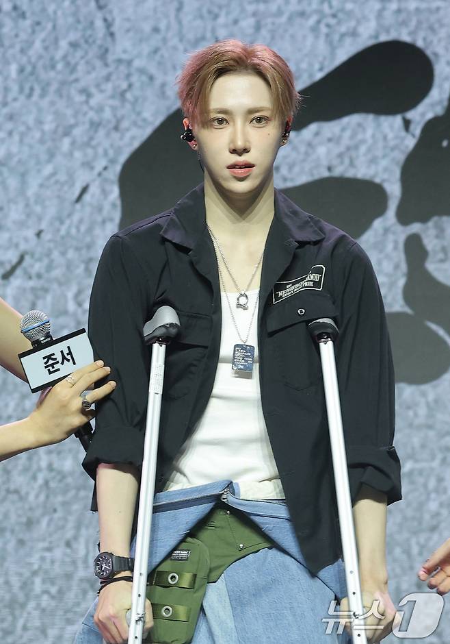 Whykwk's tweet image. 아르노 ㅠㅠㅠ.....