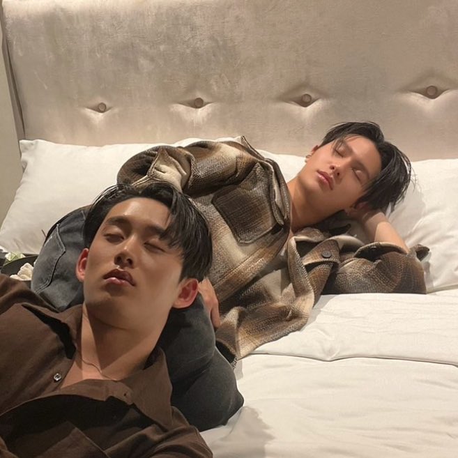 harxeuphoria's tweet image. SLEEPY WILLIAMEST 😭🤍

( #williamest #วิลเลี่ยมเอส )  
     #YouManiacSeries