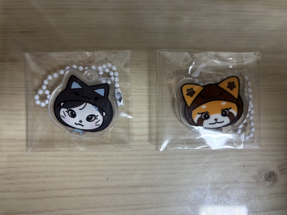 _winterjun's tweet image. 비비지 예약판매 키링 양도

일괄/각자 모두 다 가능
포장 그대로 보관중입니다. 
멘션하고 오픈채팅이나 디엠 주세요!

위쥬 인형 키링양도
open.kakao.com/o/stDoUjai
비비지은하신비엄지콘서트위쥬키링md양도
신냐앙끄랫서