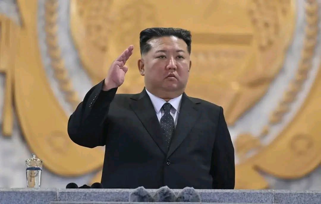 LoetitiaH's tweet image. « Nous avons des accords de sécurité avec la Fédération de Russie. Si l'OTAN entrait en conflit direct avec la Fédération de Russie, cet accord serait automatiquement activé et la Corée du Nord serait également considérée comme attaquée. »

Kim Jong-un à la télévision nationale.