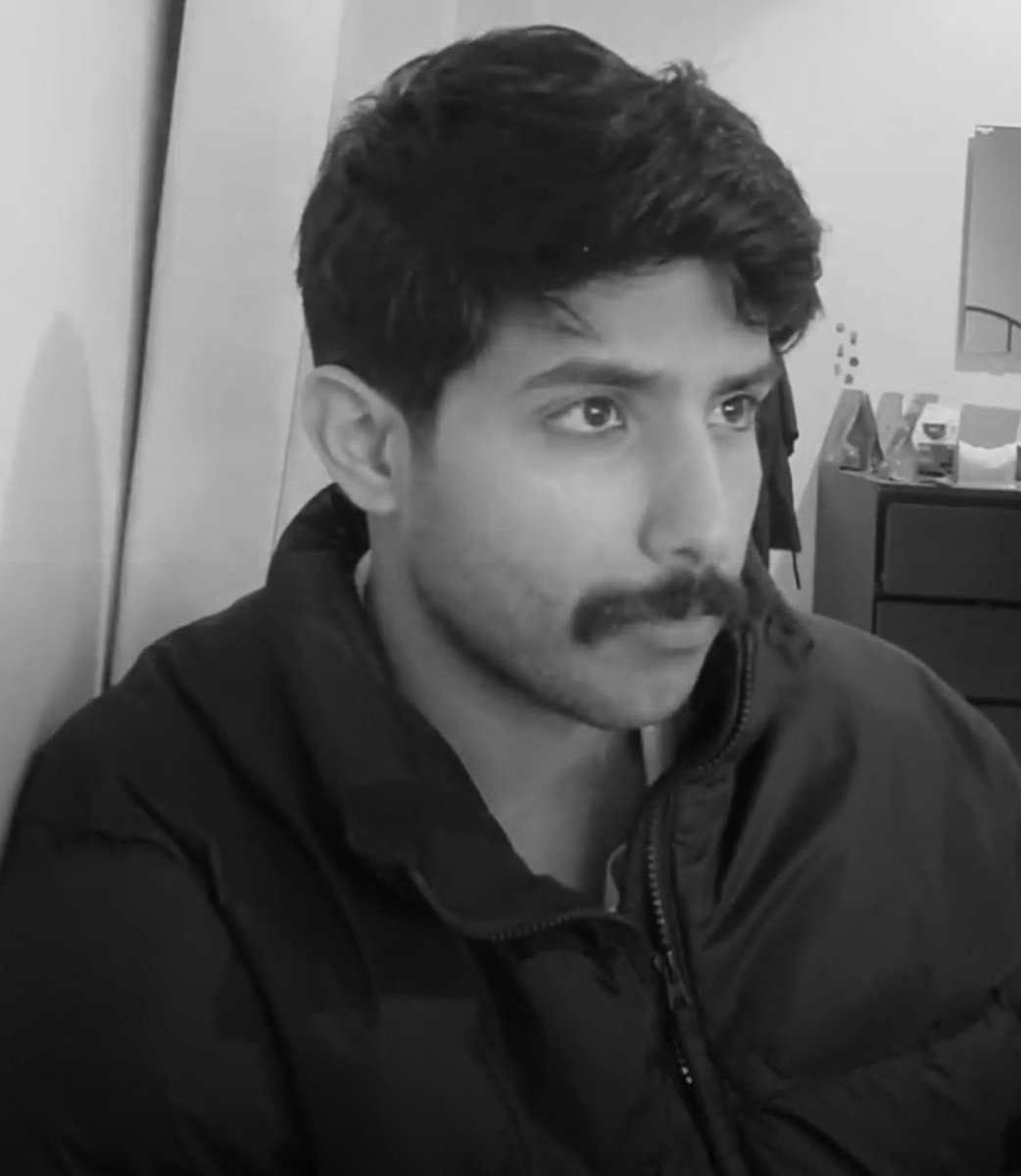 إذا لقيتو بث واحد بس أفضل من بثوث هالآدميييي الرهييييب ! كلموني 🥱🤙🏻

شكرًا فييصل 🙏🏻
#فيصل_بن_طلال