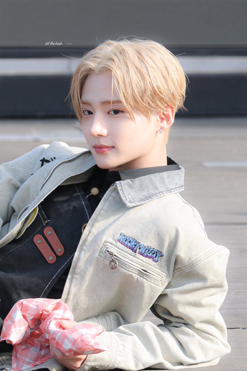 wonx2adore's tweet image. Lee Sangwon
#SANGWON_MADE_IT
Fighting and enjoy
#SANGWON_FINALLY_DEBUTS
Love you forever 
#상원이의_데뷔_첫장면￼