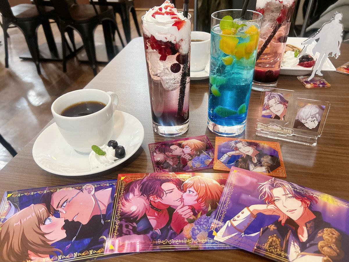 ゆめくろカフェ〜〜！！！！！ ドリンクと同じ特典引いて神😘