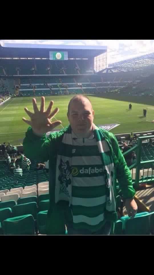 big_al1966's tweet photo. @GM1872_ Can you remind me what finger my sister puts our wedding ring on me 🤔 https://t.co/cb9kJaqFwG