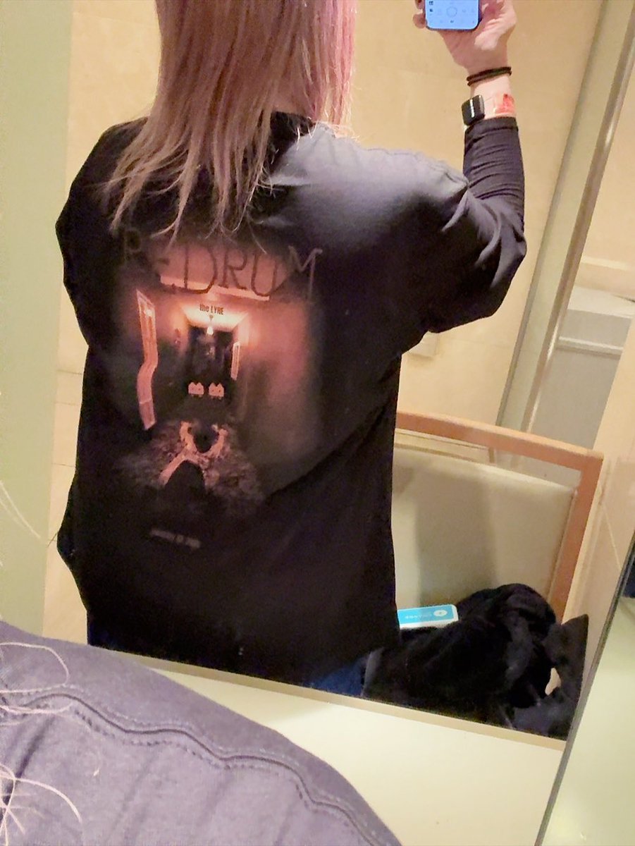 とりあえずサポートパスとライラちゃんの新作Tシャツは買えた