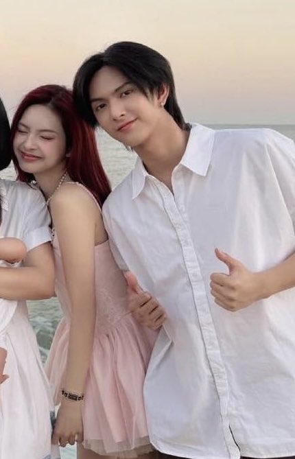 baemonsbase's tweet image. BABYMONSTER’s Chiquita and BUS’ Copper is spending their time vacationing with family.