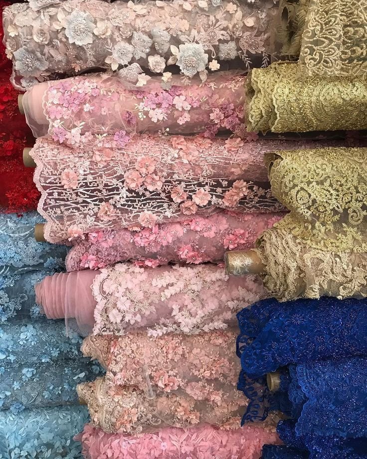 archivedlooks's tweet image. Rolls of pretty fabric ♡