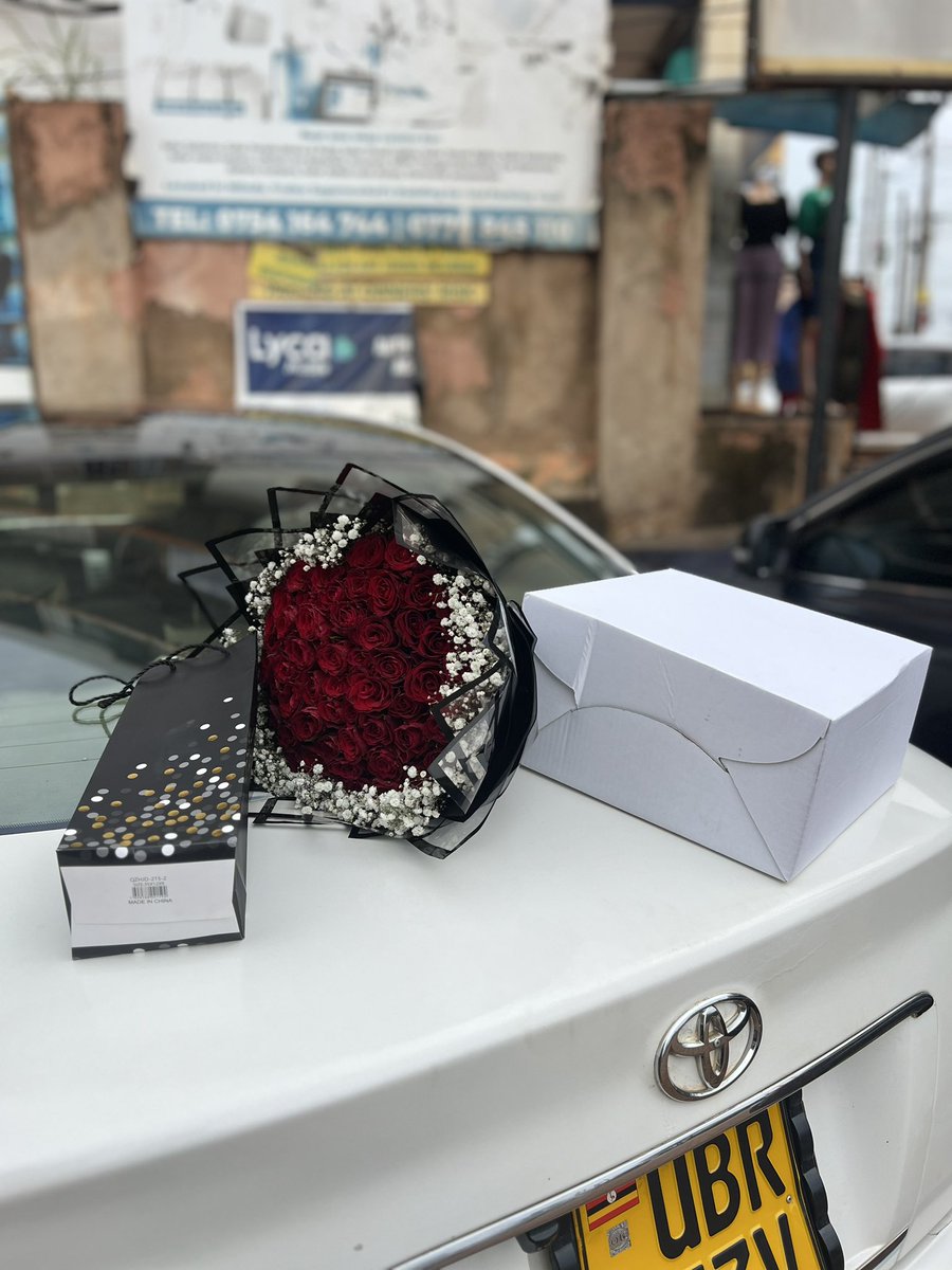 roxie_ug's tweet image. You guys know game 💯