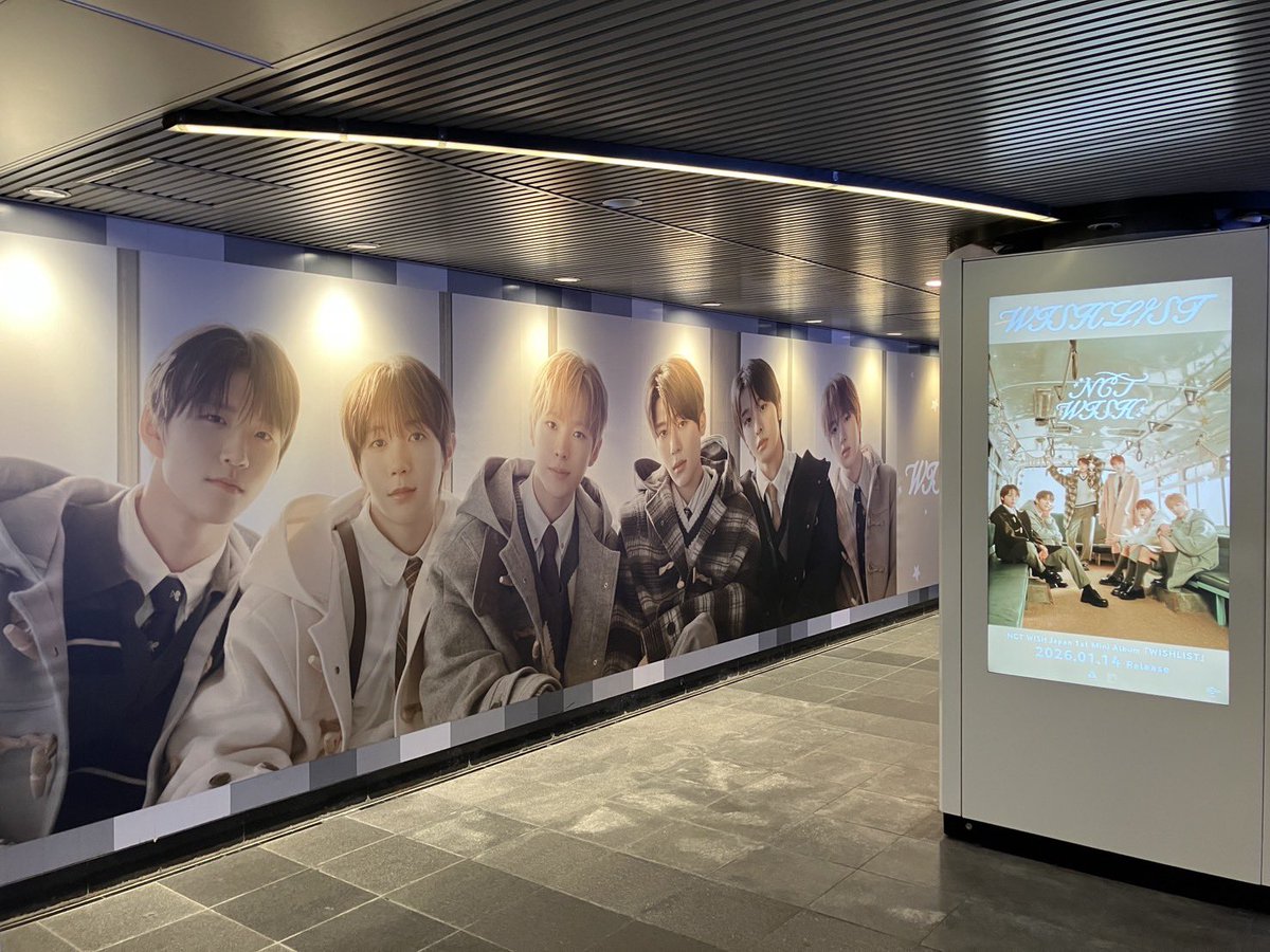 NCT_OFFICIAL_JP's tweet photo. NCT WISH Japan 1st Mini Album 【WISHLIST】 

渋谷駅にて大型広告掲載中💫

🪽掲載場所
東急 田園都市線渋谷駅ビッグ14
TOQサイネージピラー 田園都市線渋谷駅 
TOQサイネージピラー 東横線渋谷駅渋谷スクランブルスクエア前

🪽掲出期間
1月12日(月・祝)～18日(日)

※駅および駅係員へのお問い合わせはご遠慮ください。
※ご観覧の際は、通行の妨げにならないようご配慮いただきますようお願いいたします。

#NCTWISH #WISHLIST
#NCTWISH_WISHLIST
