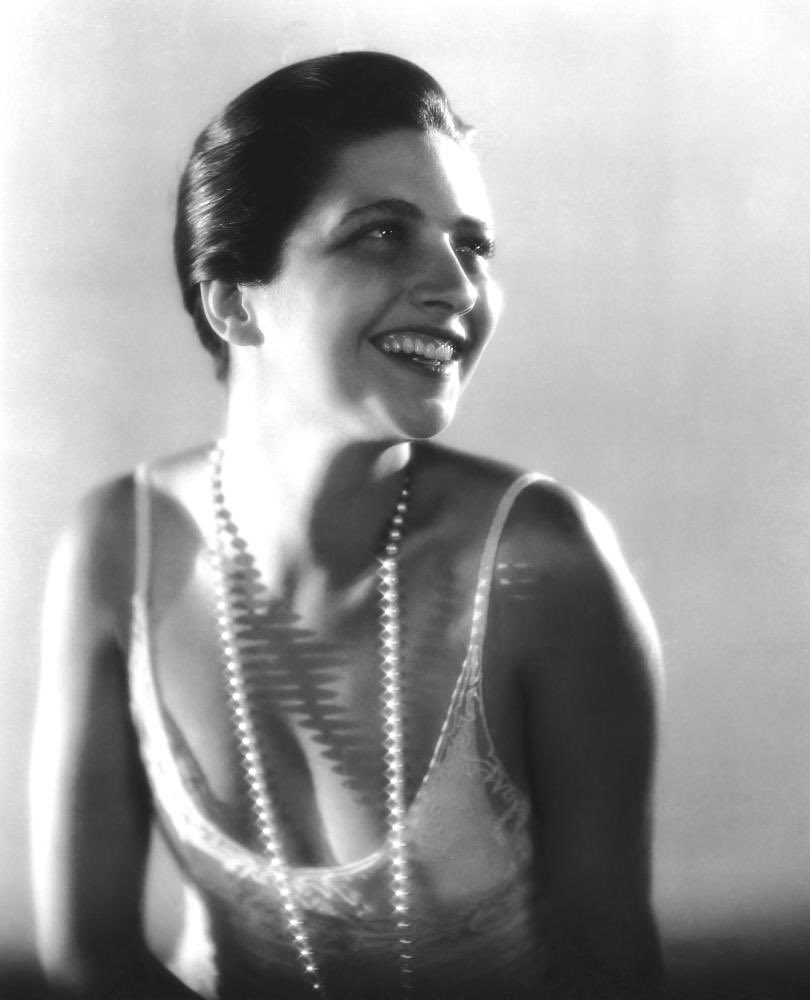 AlexaColo73's tweet photo. "Beginning a new year - have a resolution to make - not to be a damn fool!"

—Kay Francis

#KayFrancis https://t.co/m1k3qslxqG