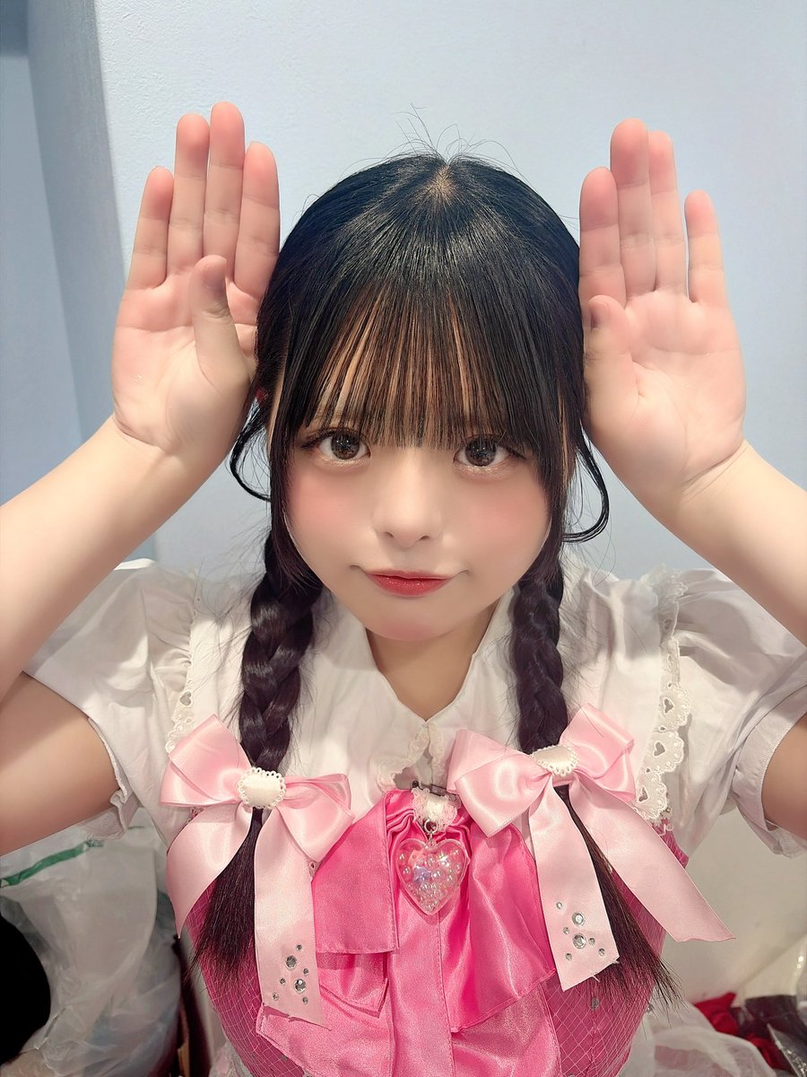 ochapa_momo's tweet image. ⠀
まんまるロリ顔アイドル好きな人？🍬🎀
⠀