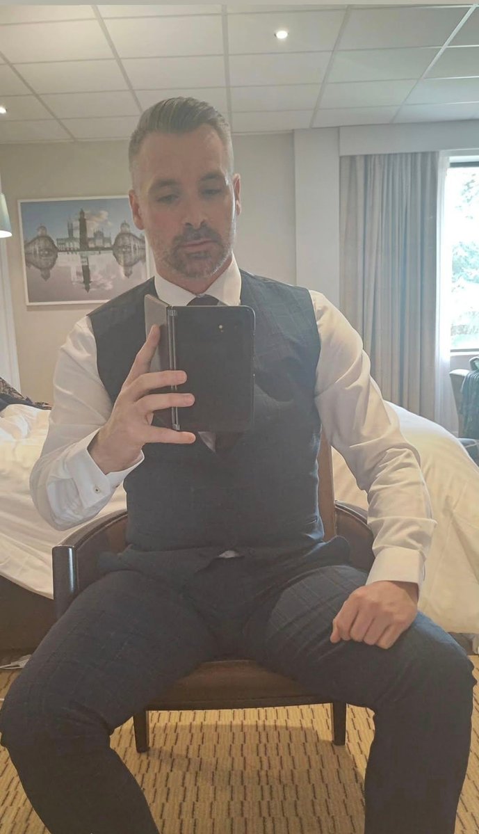 geeky_mikey's tweet image. Suited through the years 🤪