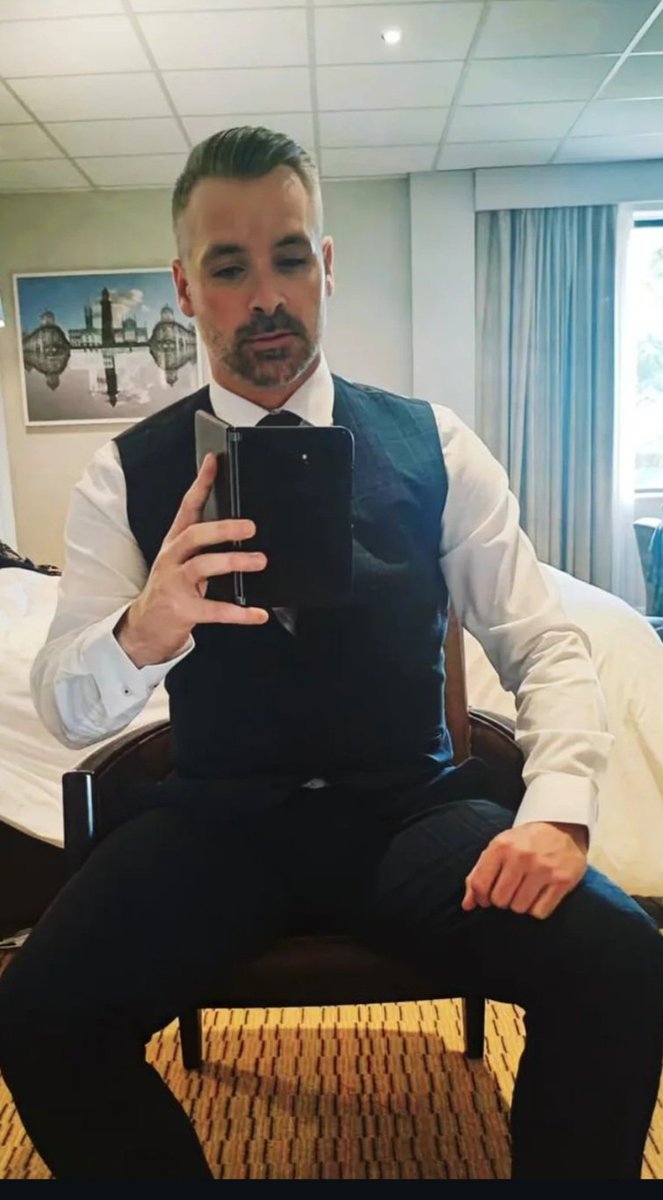 geeky_mikey's tweet image. Suited through the years 🤪