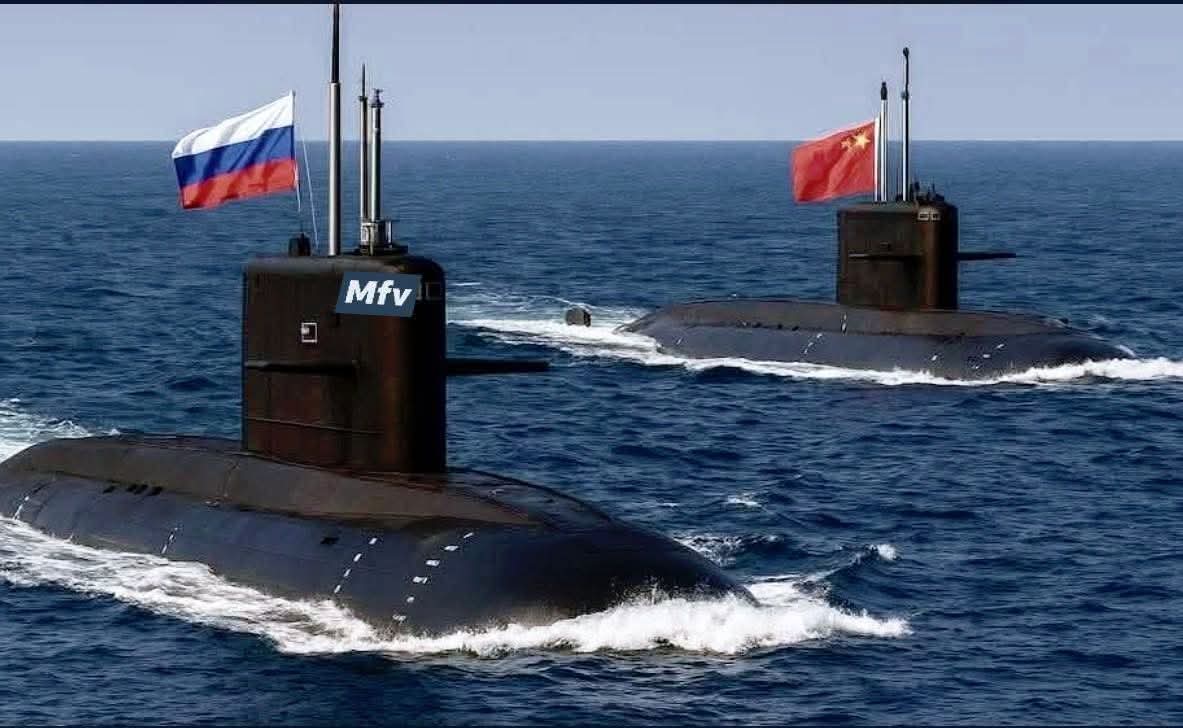 itsmeback_'s tweet image. Per la prima volta nella storia, Russia e Cina uniscono i loro sottomarini in una pattuglia congiunta nell’Asia-Pacifico. Non è esercizio, è dimostrazione di forza e sfida al mondo occidentale.
Mentre alcuni contano solo sulle parole e sui tweet, Mosca e Pechino parlano con i…